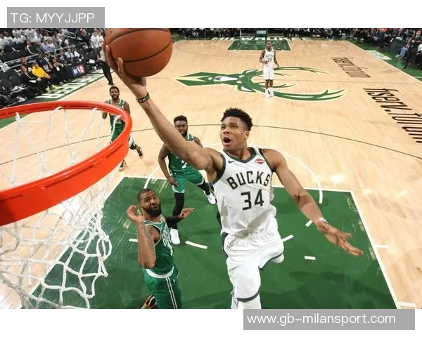 字母哥半场表现平平仅得9分3板5助3帽球队需加强进攻力度