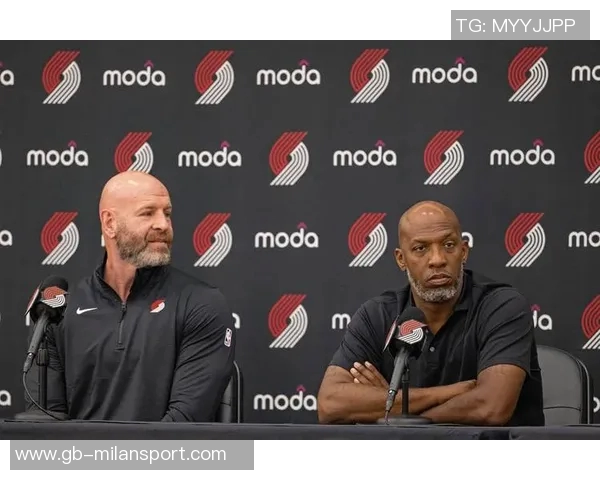 阿里纳斯节目组直言开拓者无望胜利应早早解雇昌西以节省开支