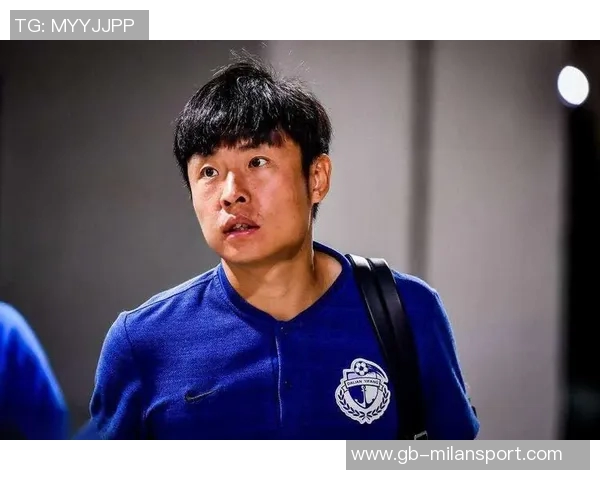 郑龙成功转型成为青岛海牛助理教练开启新篇章 郑龙成功转型成为青岛海牛助理教练开启新篇章