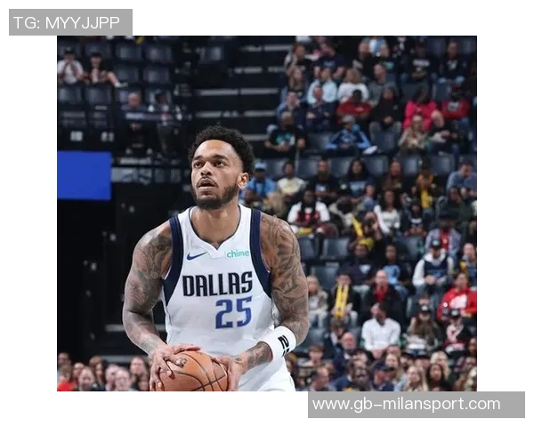 克莱呼吁莫兰特全力以赴但外界因素频频干扰他的表现