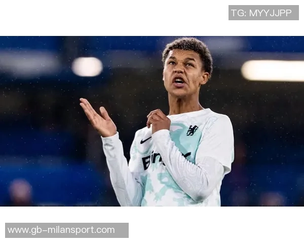 切尔西青训后卫苏布洛耶续约至2030年本赛季将担任U18队长 切尔西青训后卫苏布洛耶续约至2030年本赛季将担任U18队长